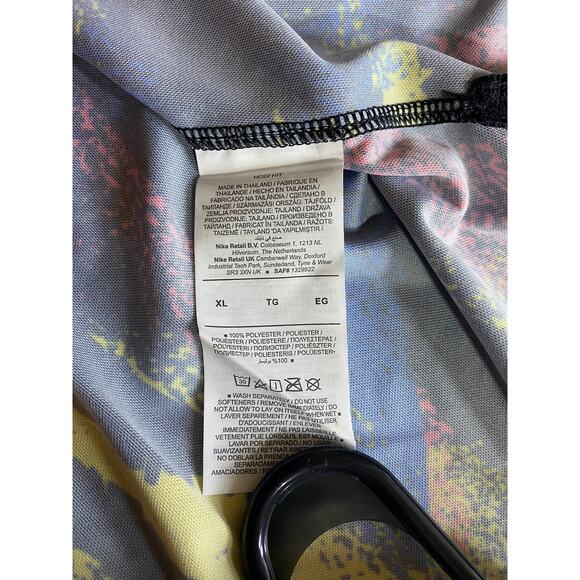 Men's Nike Black South Korea National Team Jersey - Picture 8 of 8